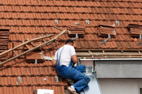 roof restoration in Melbourne